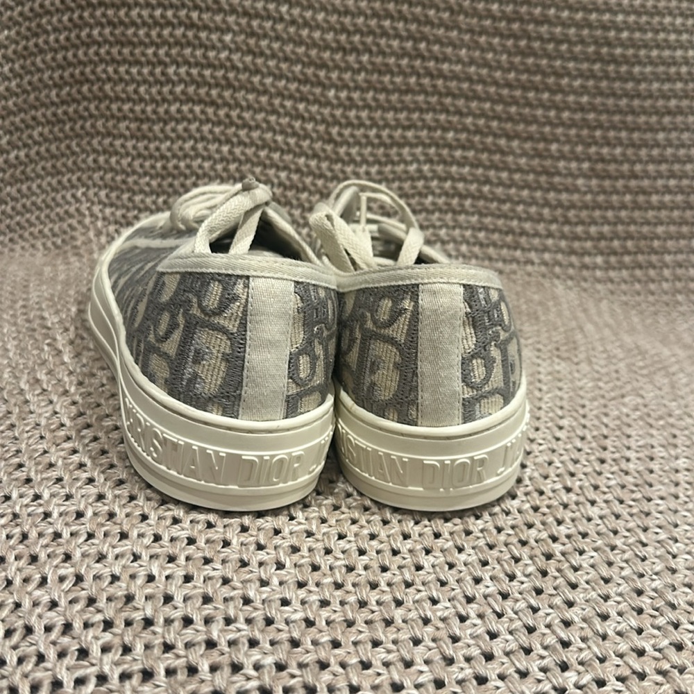 Walk N Dior Sneaker in Grey - Picture 4 of 7